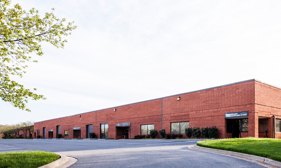 More Photos Of 1500 Caton Center Dr, Arbutus Unknown For Lease