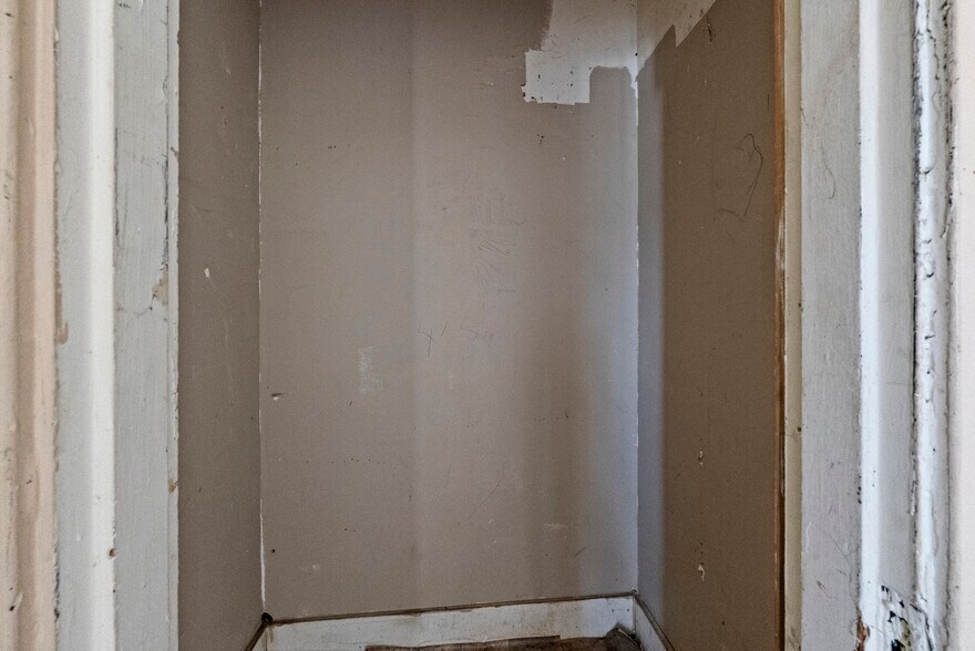 More Photos Of 330 N 29th St, Louisville Multifamily For Sale