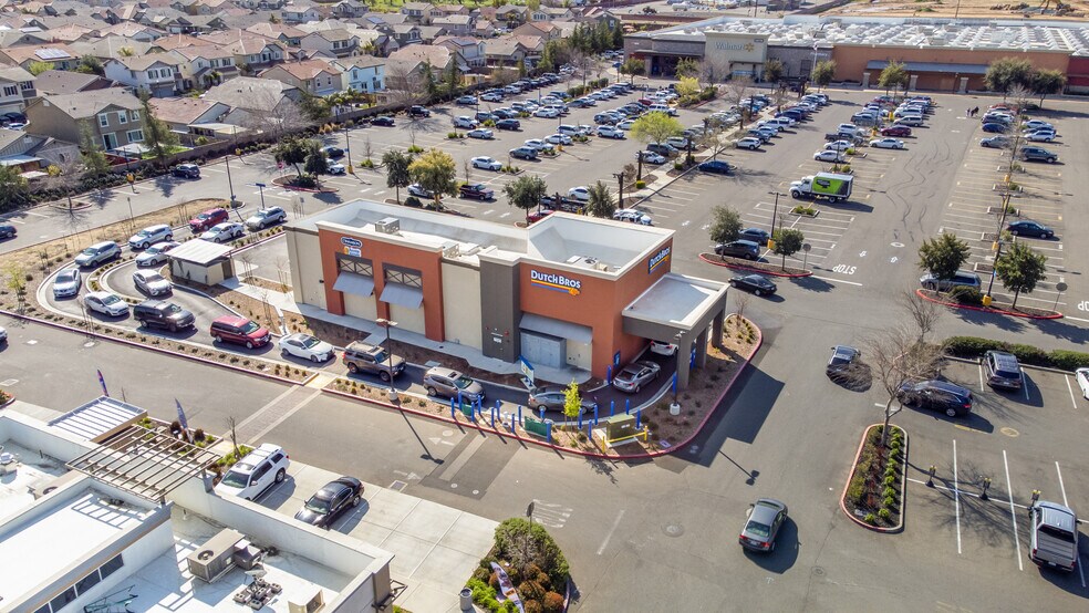 Primary Photo Of 10065 Bruceville Rd, Elk Grove Fast Food For Sale