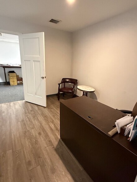 More Photos Of 1249 Old Corry Field Rd, Pensacola Office For Sale