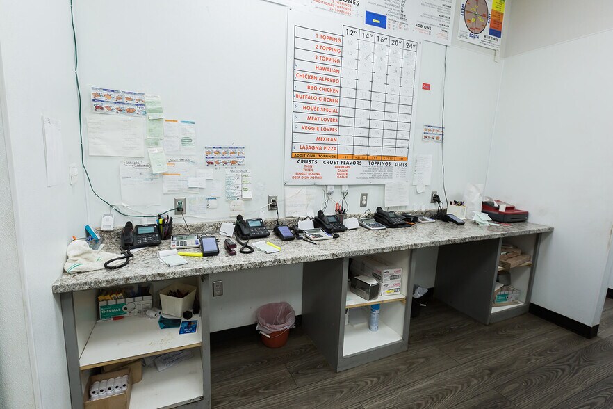 More Photos Of 1140 Kermit St, Plainview Restaurant For Sale