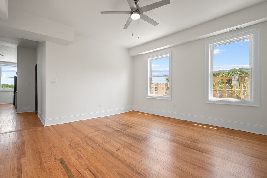 More Photos Of 4541 S Forrestville Ave, Chicago Multifamily For Sale