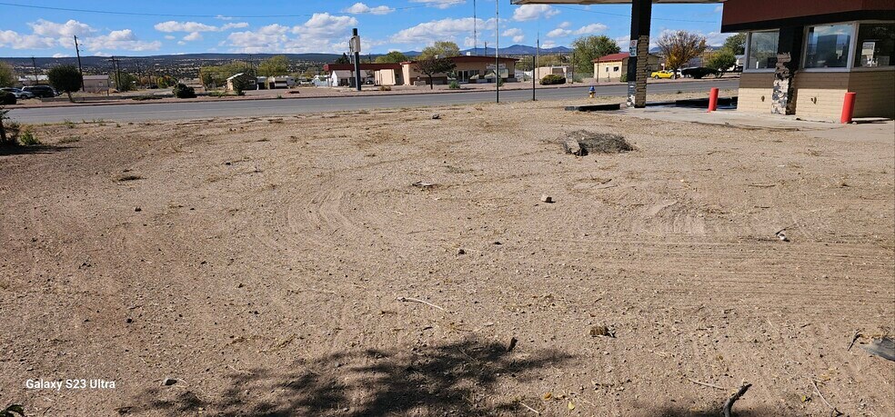 More Photos Of 610 U.S. Rte 66, Grants Service Station For Lease