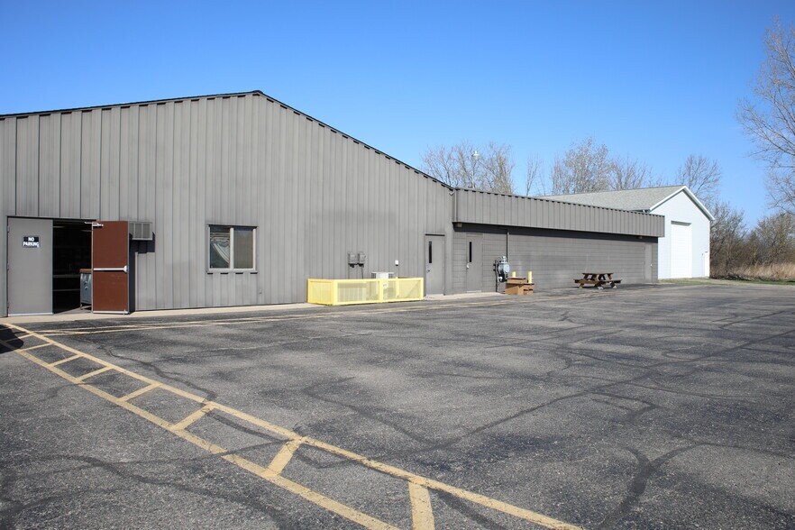 More Photos Of 1263 Sand Beach Rd, Bad Axe Light Distribution For Lease