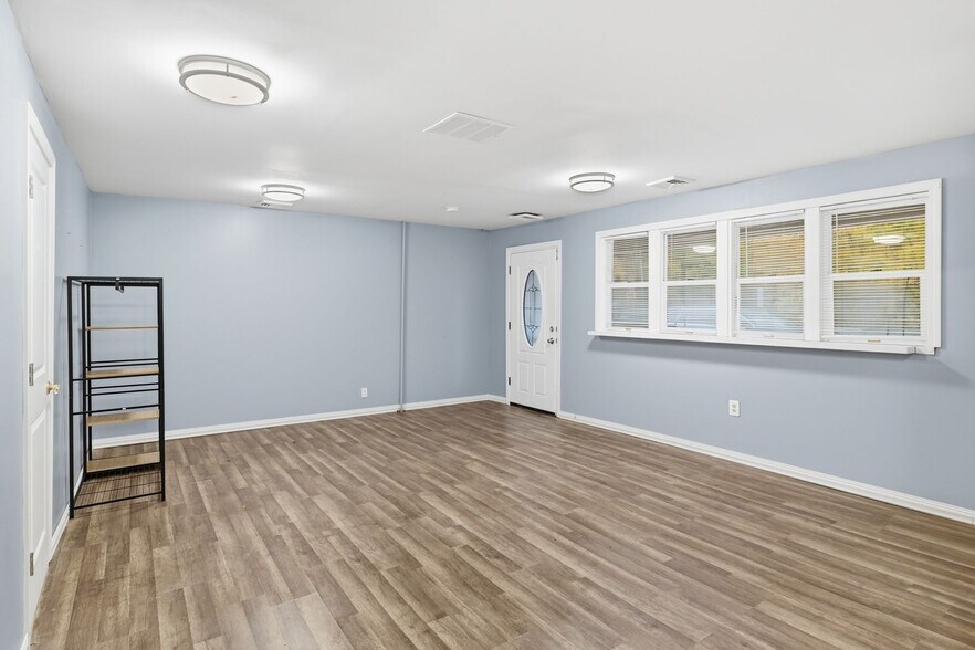 More Photos Of 1508 Main St, Agawam Restaurant For Sale