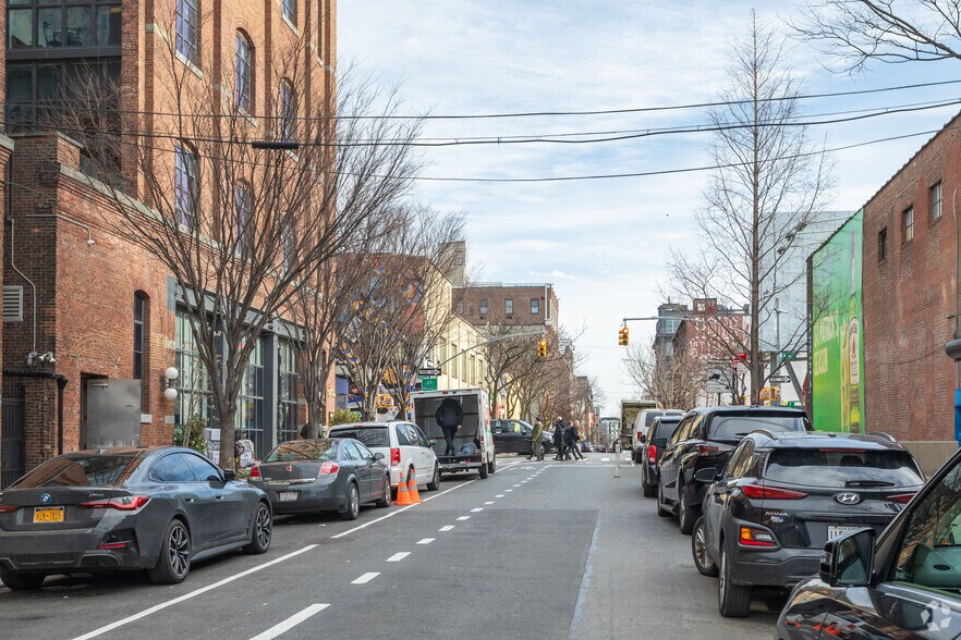 More Photos Of 54-60 N 11th St, Brooklyn Warehouse For Lease