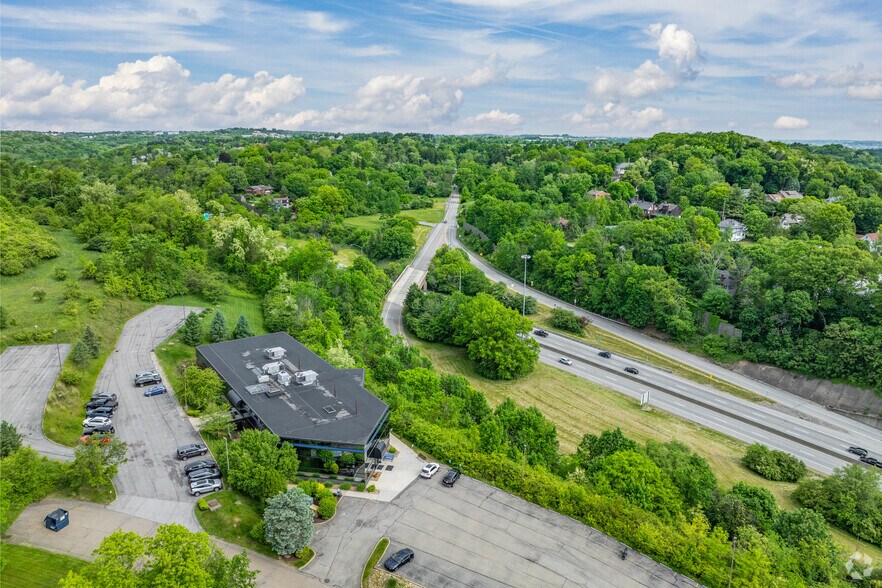 More Photos Of , Carnegie Unknown For Sale