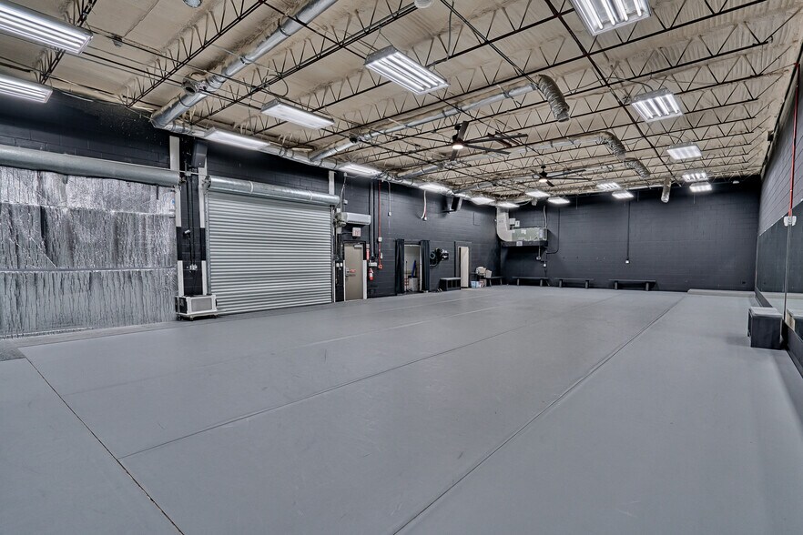 More Photos Of 1724 NE 2nd St, Gainesville Light Manufacturing For Sale