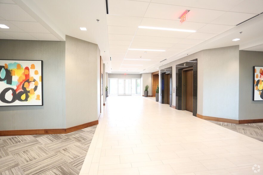 More Photos Of 10900 Nuckols Rd, Glen Allen Medical For Lease