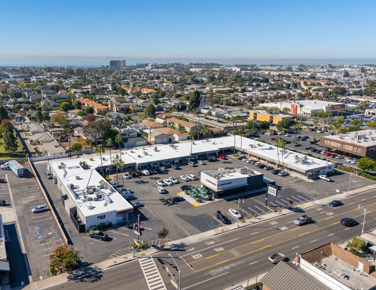 More Photos Of 333 E 17th St, Costa Mesa Unknown For Lease