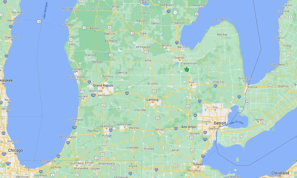 More Photos Of 12454 Dixie Hwy, Birch Run Warehouse For Sale