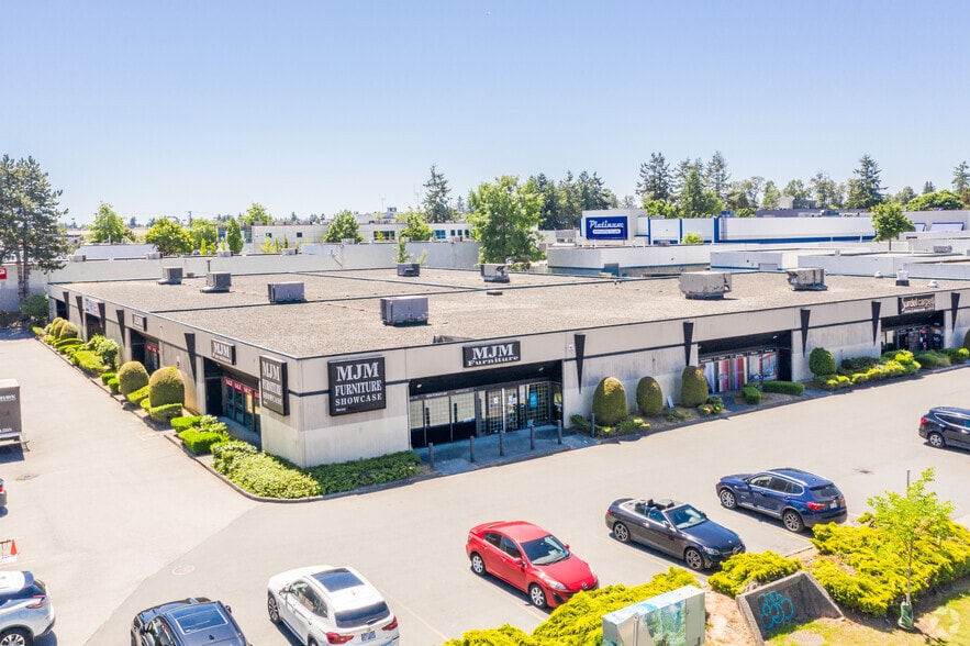 More Photos Of 13570 77 Ave, Surrey Showroom For Lease