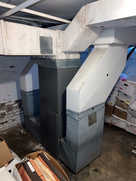More Photos Of 1435 Market Ave N, Canton Office Residential For Sale