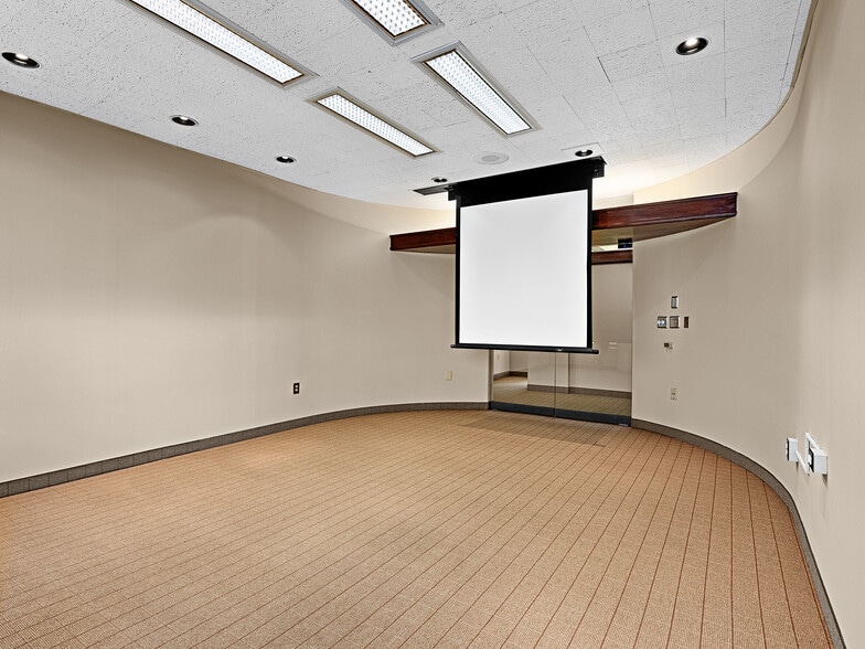 More Photos Of 1 N Pack Sq, Asheville Office For Lease