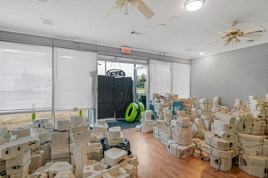 More Photos Of 315 S Welborn St, Hinesville Office For Sale