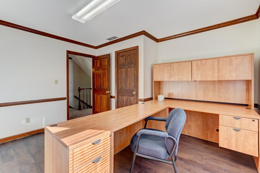 More Photos Of 1311 Freeway Dr, Reidsville Office For Lease
