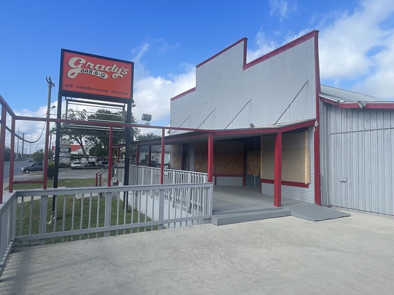 More Photos Of 13525 Wetmore Rd, San Antonio Restaurant For Lease