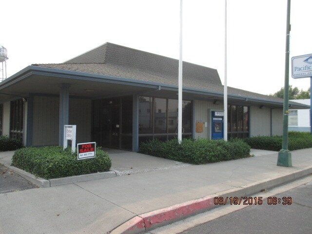 More Photos Of 398 Main St, Tulelake Bank For Sale