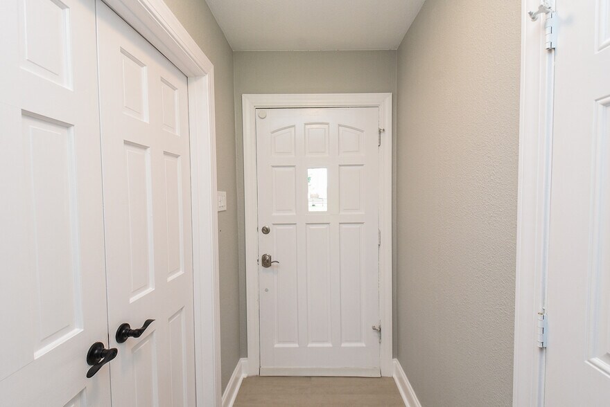 More Photos Of 19022 Old Mueschke Rd, Tomball Medical For Lease