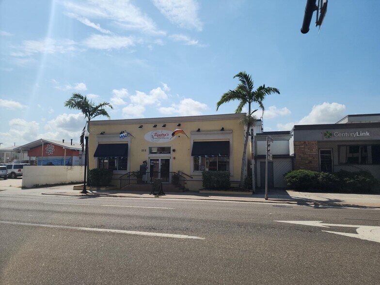 More Photos Of 111 W Olympia Ave, Punta Gorda Restaurant For Sale