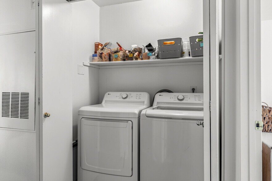 More Photos Of 1805 E Overland Rd, Meridian Apartments For Sale