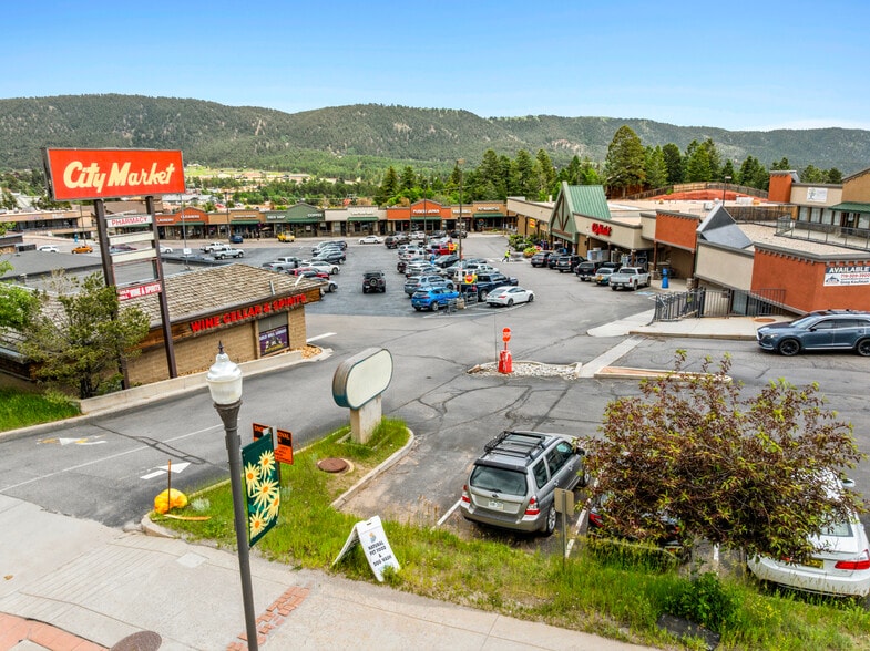 More Photos Of 770 Gold Hill Place hl, Woodland Park Supermarket For Sale