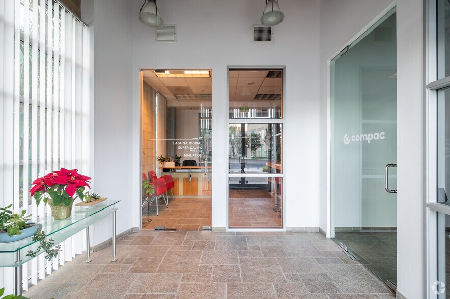 More Photos Of 8935 Research Dr, Irvine Loft Creative Space For Sale