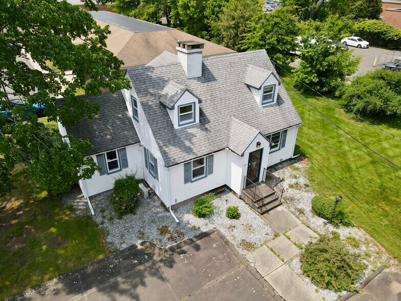 More Photos Of , South Windsor Unknown For Sale