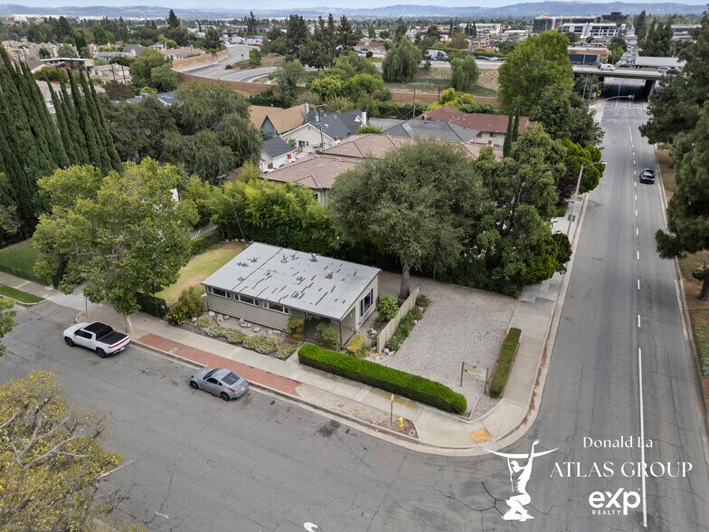 Primary Photo Of 910 N Santa Anita Ave, Arcadia Office For Sale
