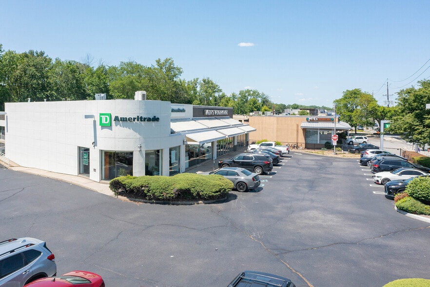 More Photos Of 163-165 NJ-17, Paramus Bank For Lease