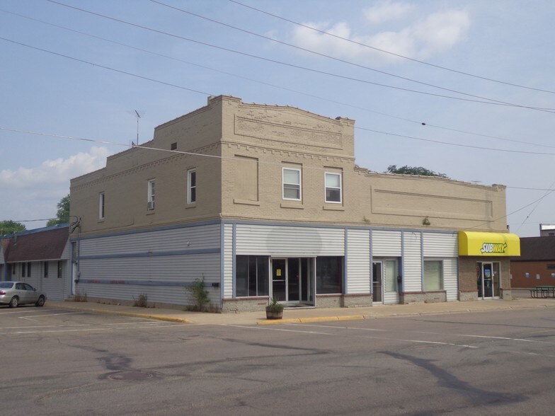 More Photos Of 25 Red River Ave N, Cold Spring Coworking Space