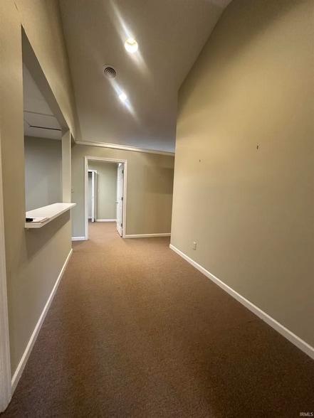 Primary Photo Of 3101 E Covenanter Dr, Bloomington Apartments For Lease