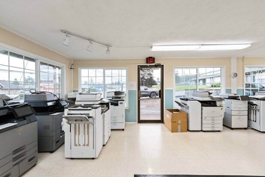 More Photos Of 2184 Broadway Ave, North Bend Office For Sale