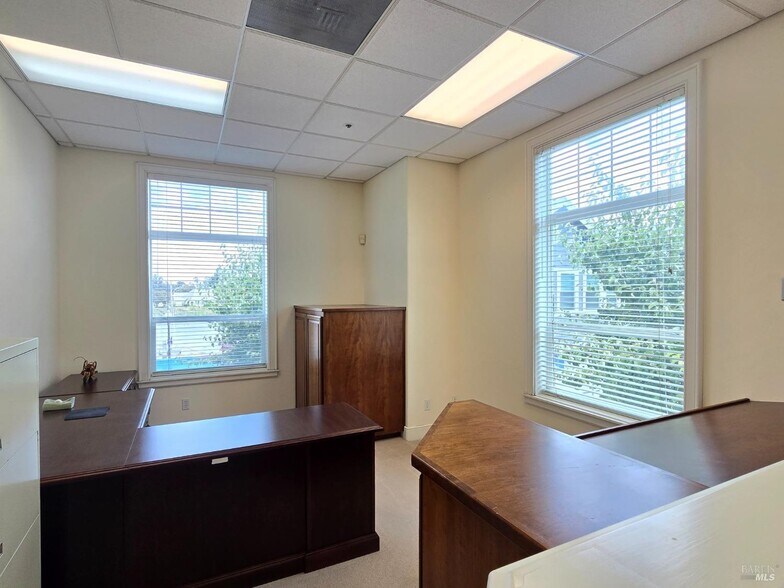 More Photos Of 710 Kellogg St, Suisun City Office Residential For Lease