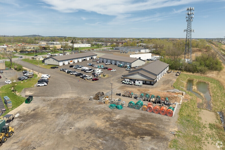More Photos Of 1921 Brighton Henrietta Town Line Rd, Rochester Light Manufacturing For Lease