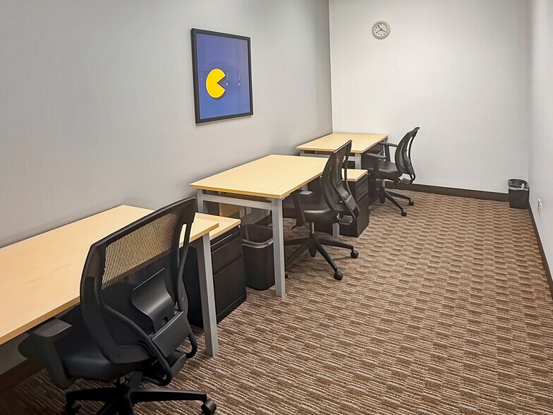 More Photos Of 885 W Georgia St, Vancouver Coworking Space