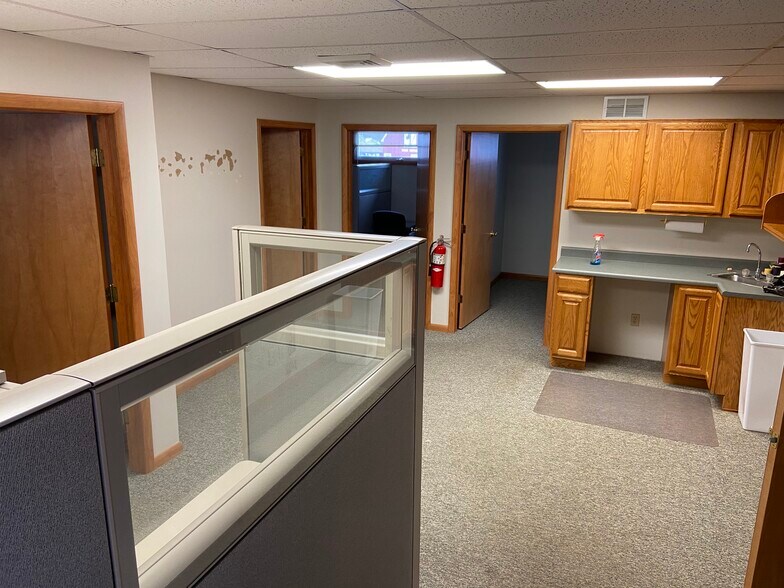 More Photos Of 208 Frankstown Rd, Altoona Office For Lease