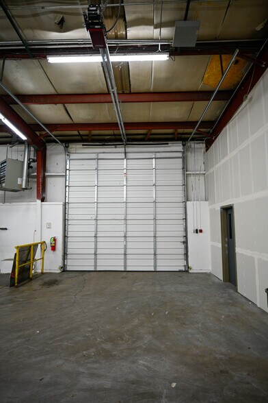 More Photos Of 12430 W Cedar Dr, Lakewood Warehouse For Lease