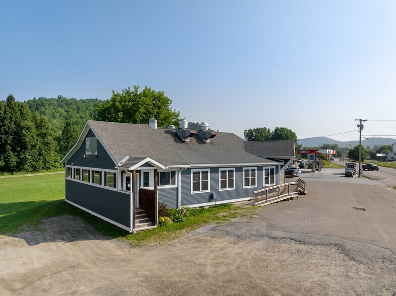 More Photos Of 4807 VT-15, Jeffersonville Specialty For Sale