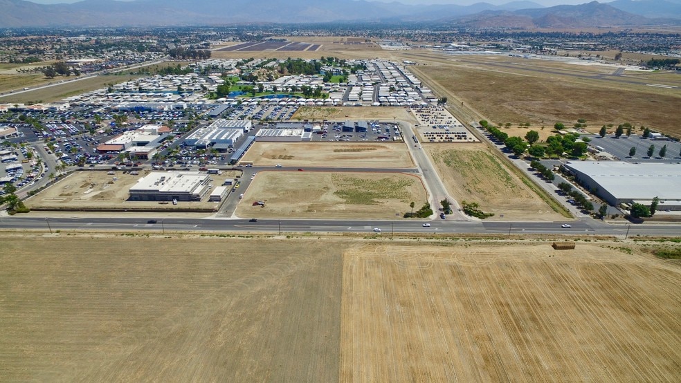 More Photos Of Warren Rd & Auto Mall Dr, Hemet Land For Sale