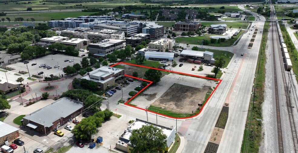 More Photos Of 306 S US Highway 377, Roanoke General Retail For Lease