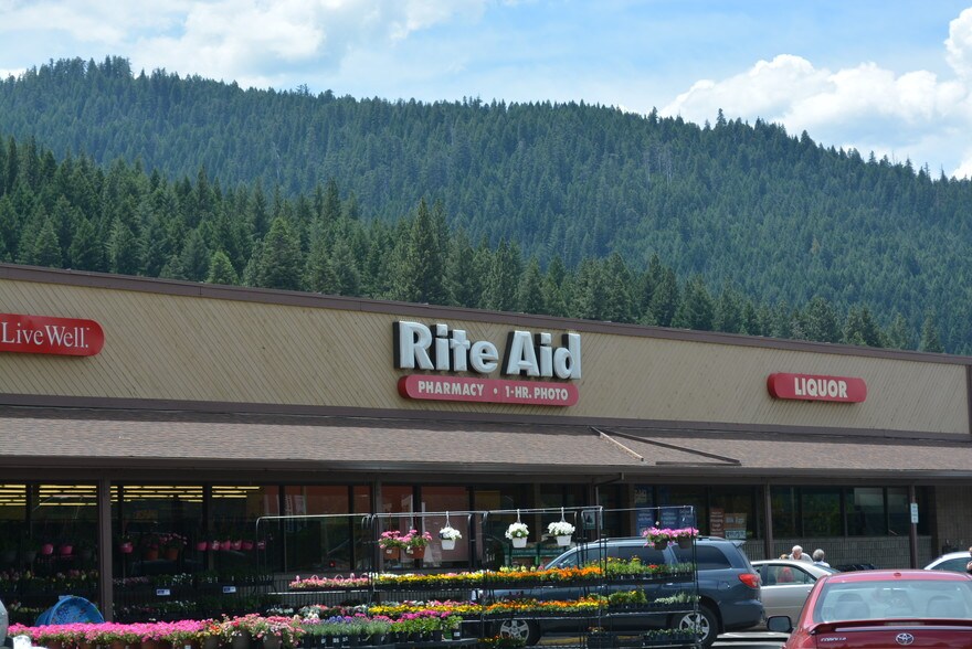 More Photos Of 20-90 E Main St, Quincy Freestanding For Lease