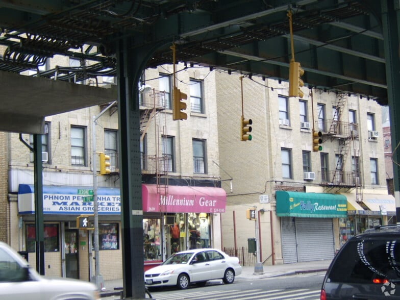 More Photos Of 2639-2641 Jerome Ave, Bronx Apartments For Lease