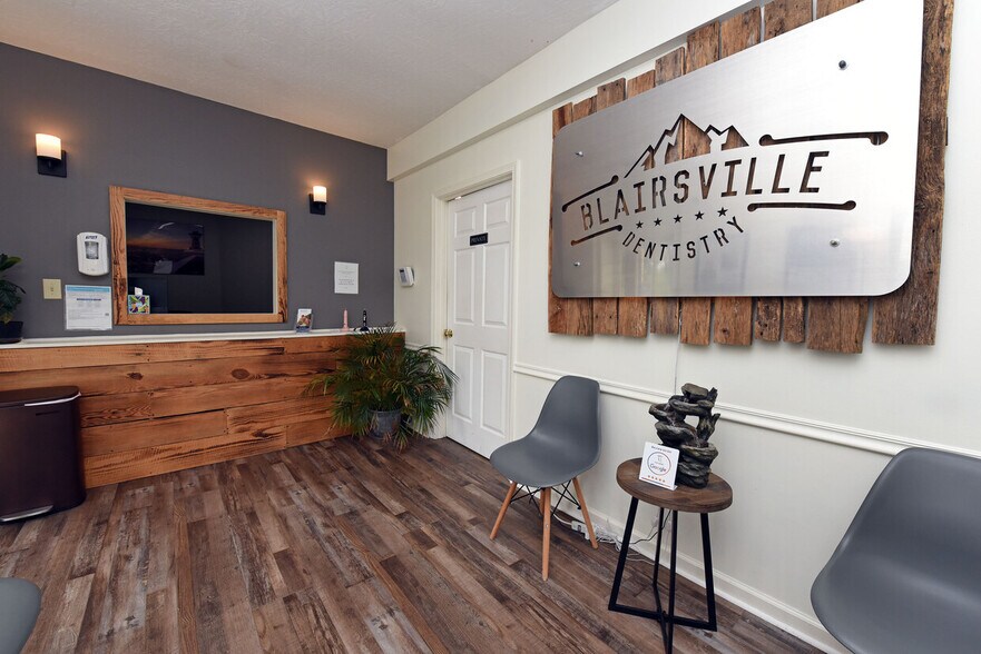 More Photos Of 10 Deer Crossing Trl, Blairsville Office For Lease