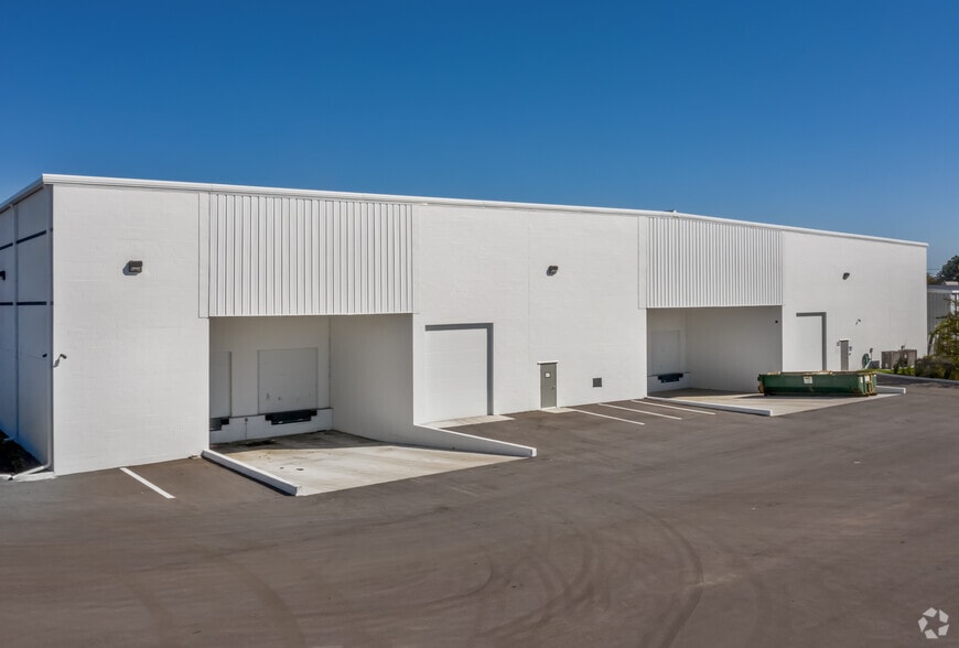 More Photos Of 10344 66th St N, Pinellas Park Warehouse For Sale