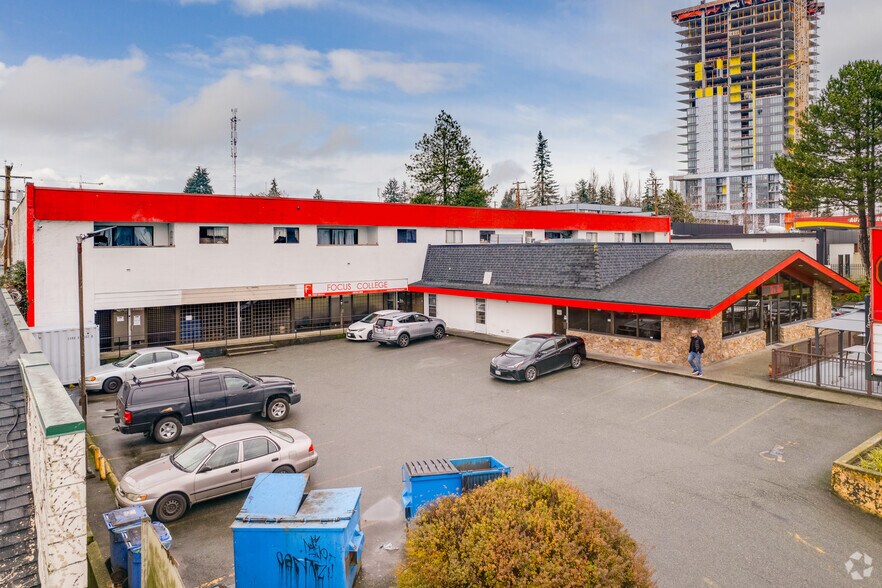 Primary Photo Of 13655 104th Ave, Surrey Apartments For Lease
