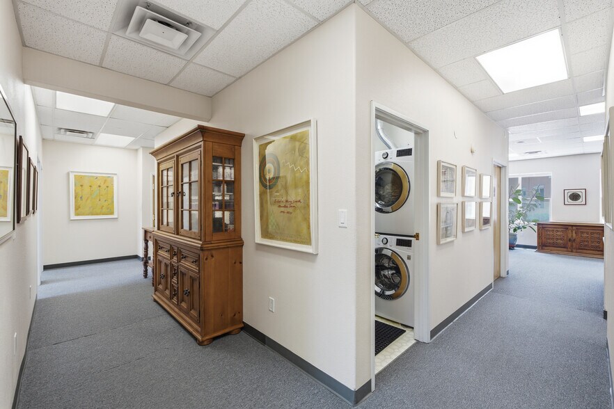 More Photos Of 2074 Galisteo St, Santa Fe Medical For Sale