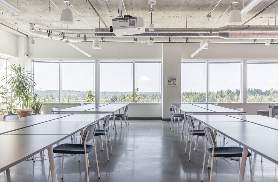 More Photos Of 3120 139th Ave SE, Bellevue Office For Lease