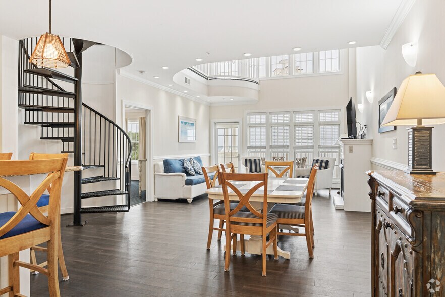 More Photos Of 231 Waterside Dr, Roper Apartments For Sale