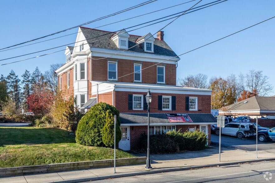 More Photos Of 608 Huntingdon Pike, Rockledge Office For Sale